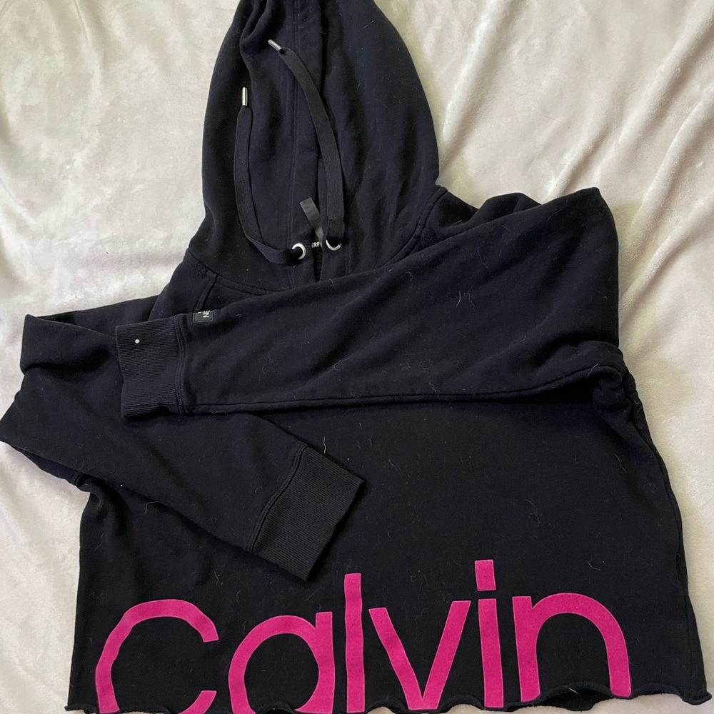 Small Calvin Klein cropped hoodie